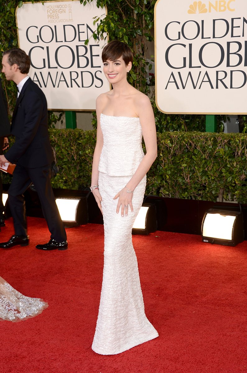 04-best-golden-globes-anne-hathaway 162058971290