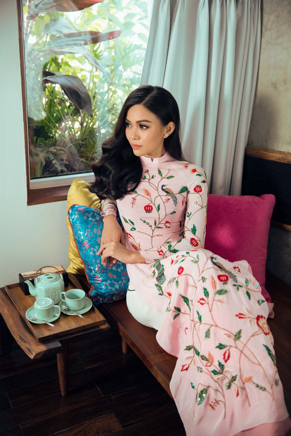 Mau Thuy ao dai 24