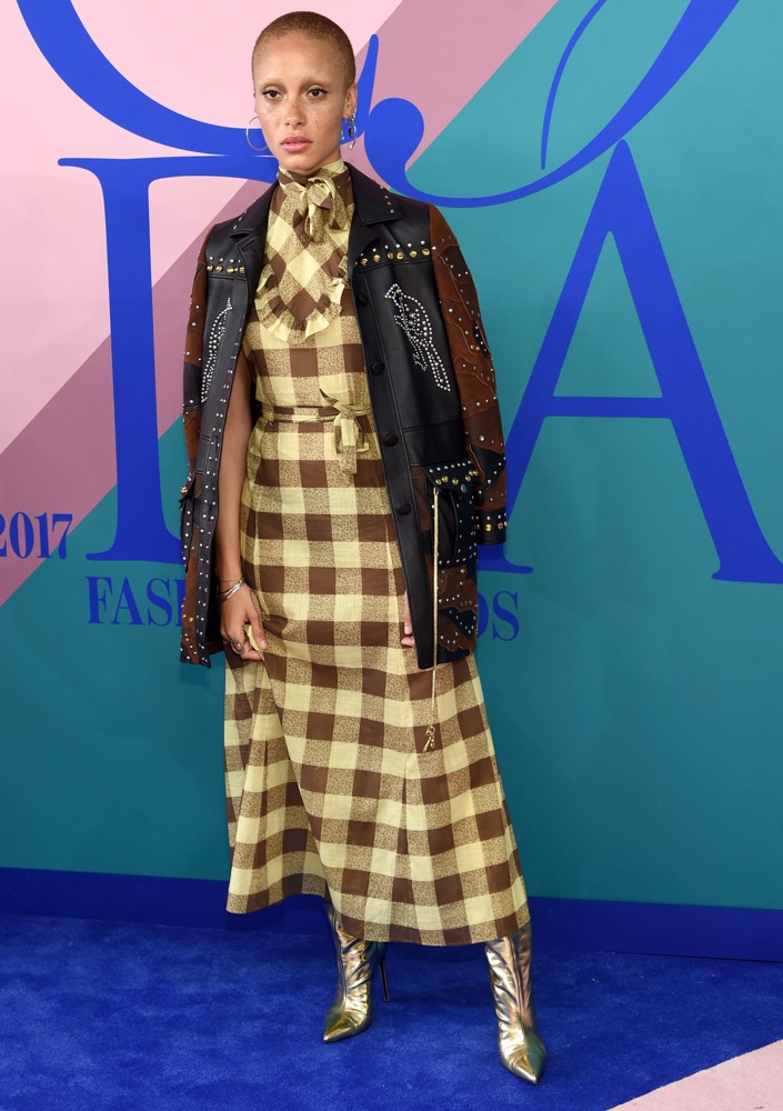 adwoa-aboah-2017cfdafashionawards