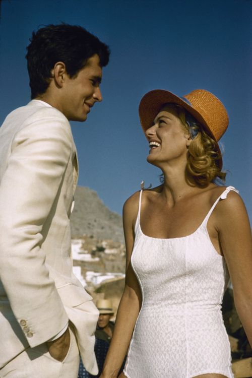 hbz-swim-1961-melina-mercouri-gettyimages-89541758-1524151902