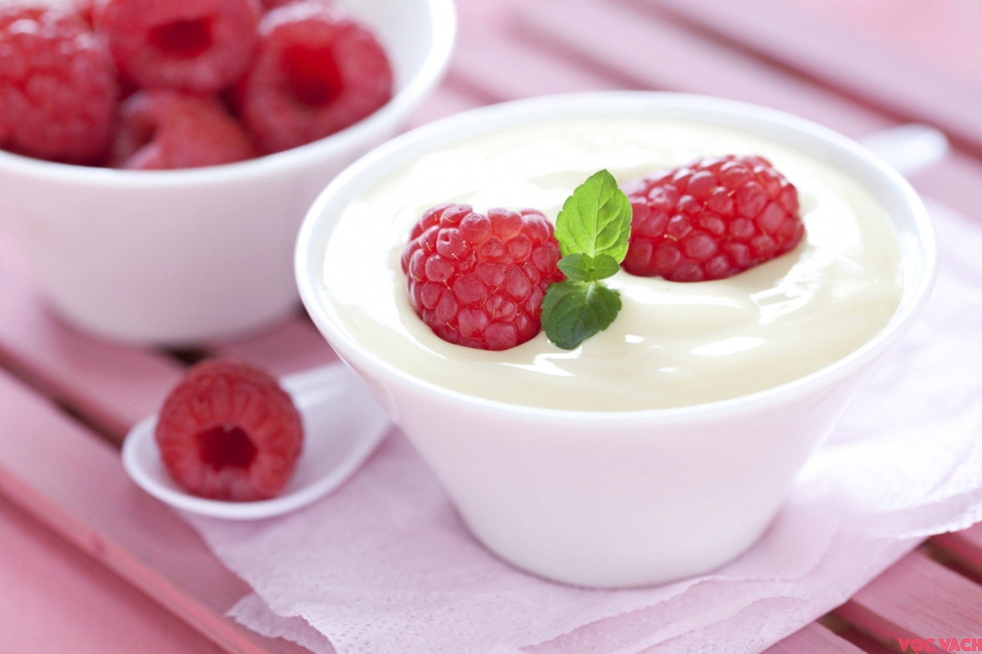 cream-milk-yogurt-dessert