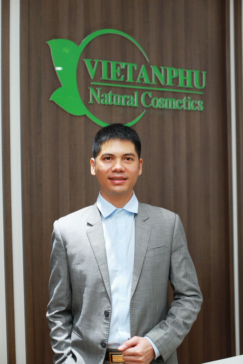 la 1 ceo co phuong cham song tichcuc va lac quan