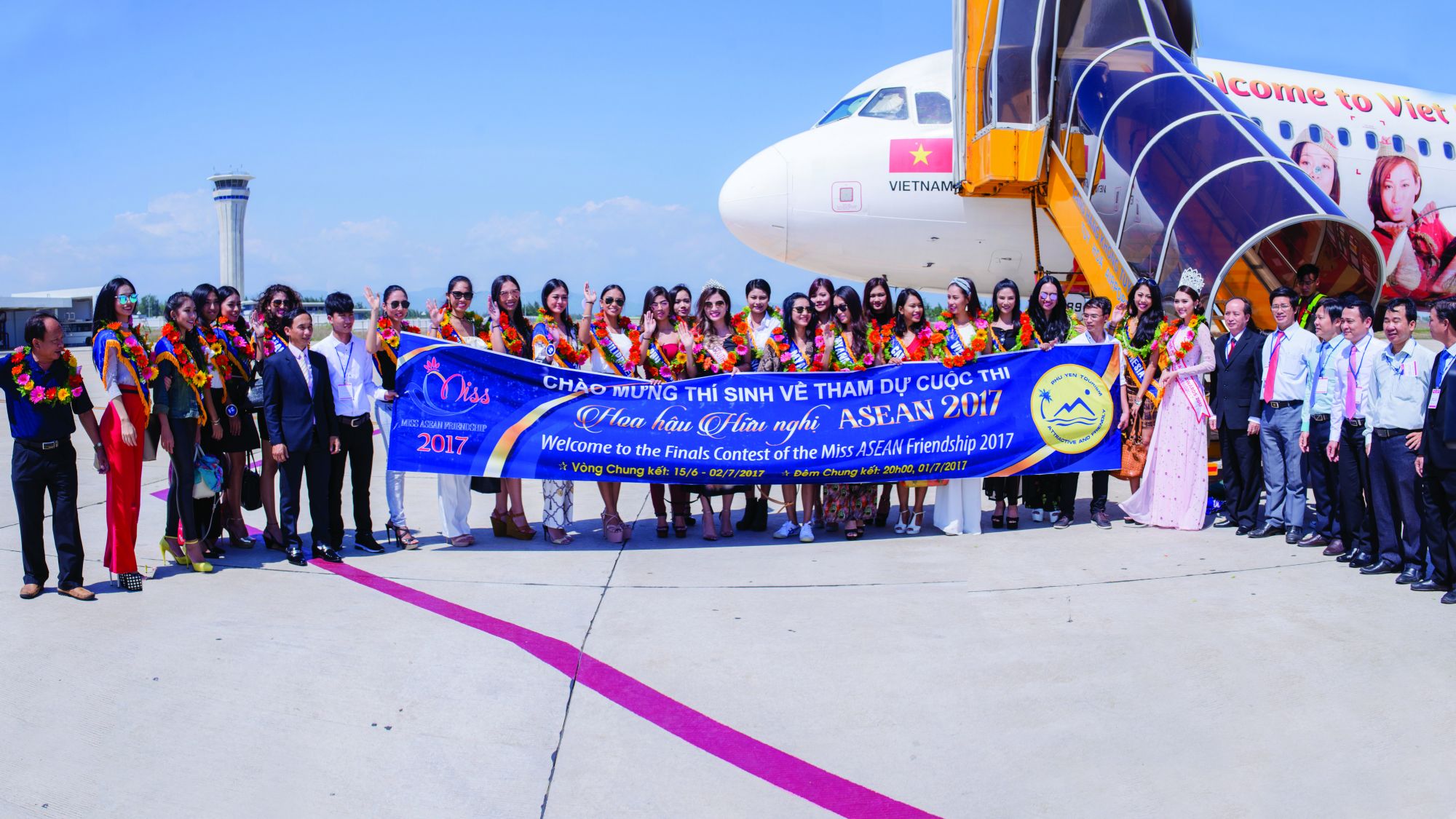 Miss-Asia-Hoanh-tuyhoa
