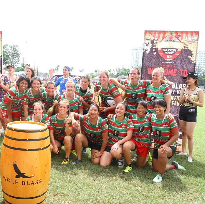 hinh 1  doi nu vo dich 7D  1980