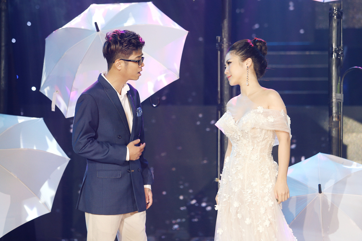 01 BUI ANH TUAN - HUONG TRAM 1