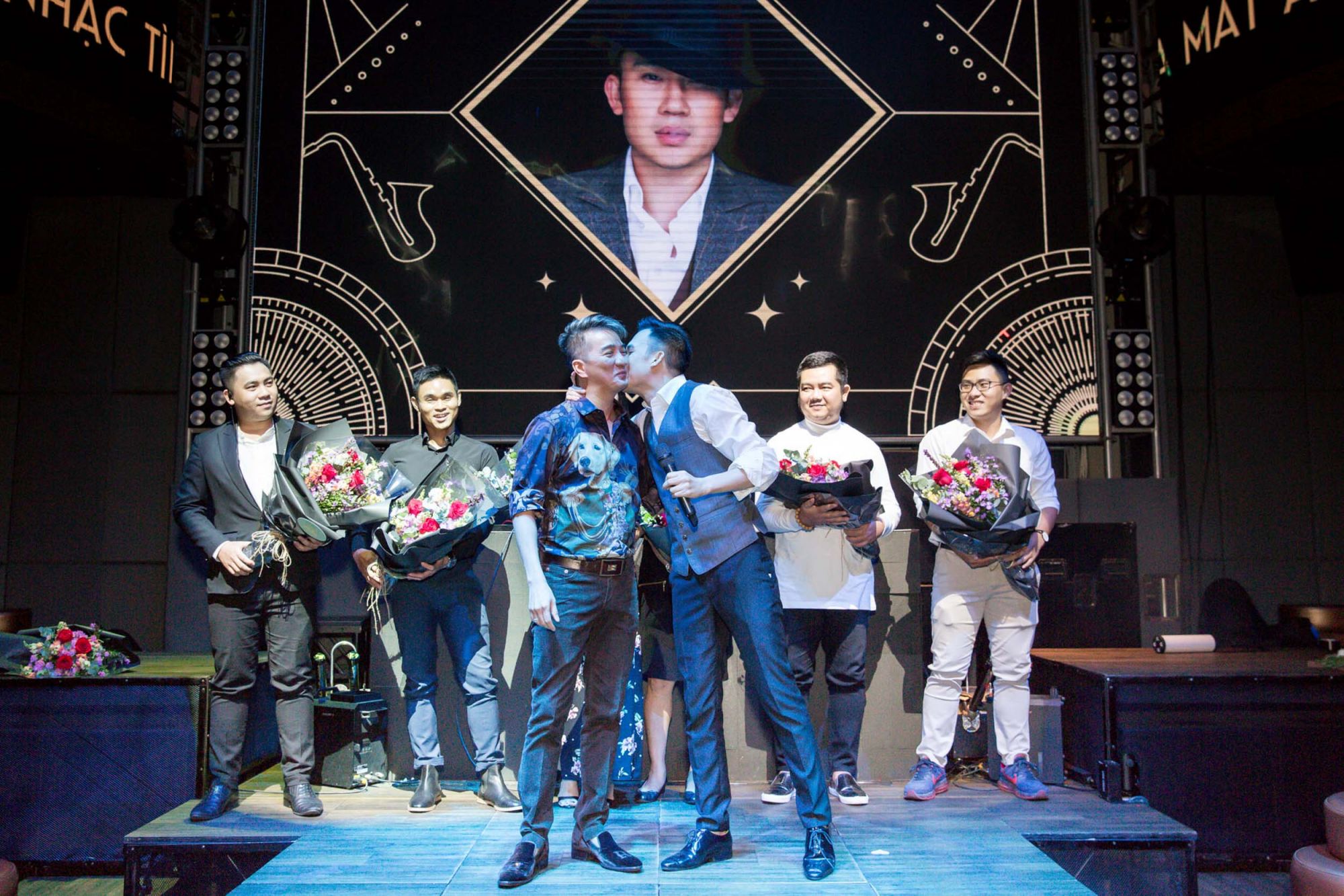 DUONG TRIEU VU YEU CO DON NHU TINH NHAN 45