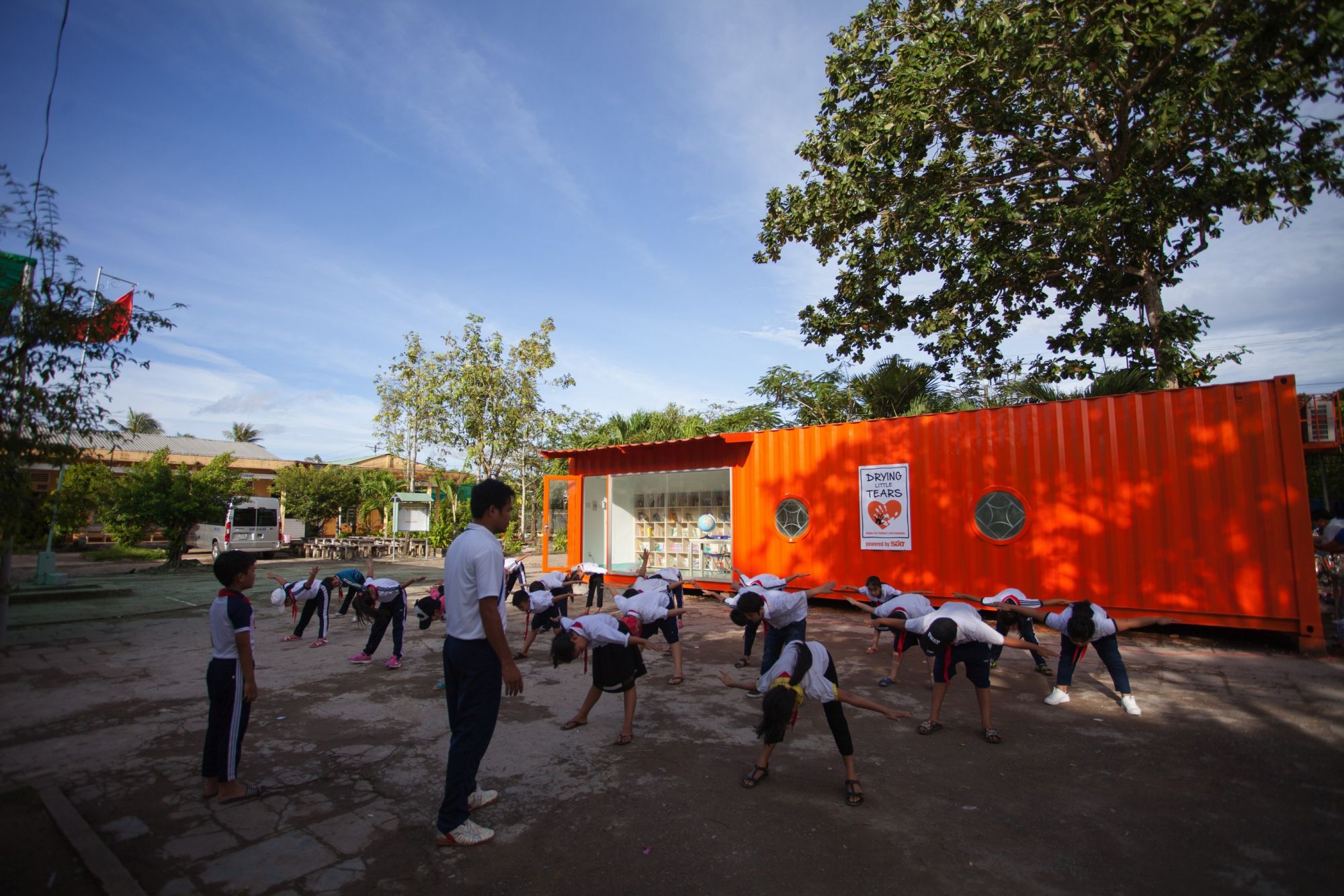 Thu vien di dong tu container