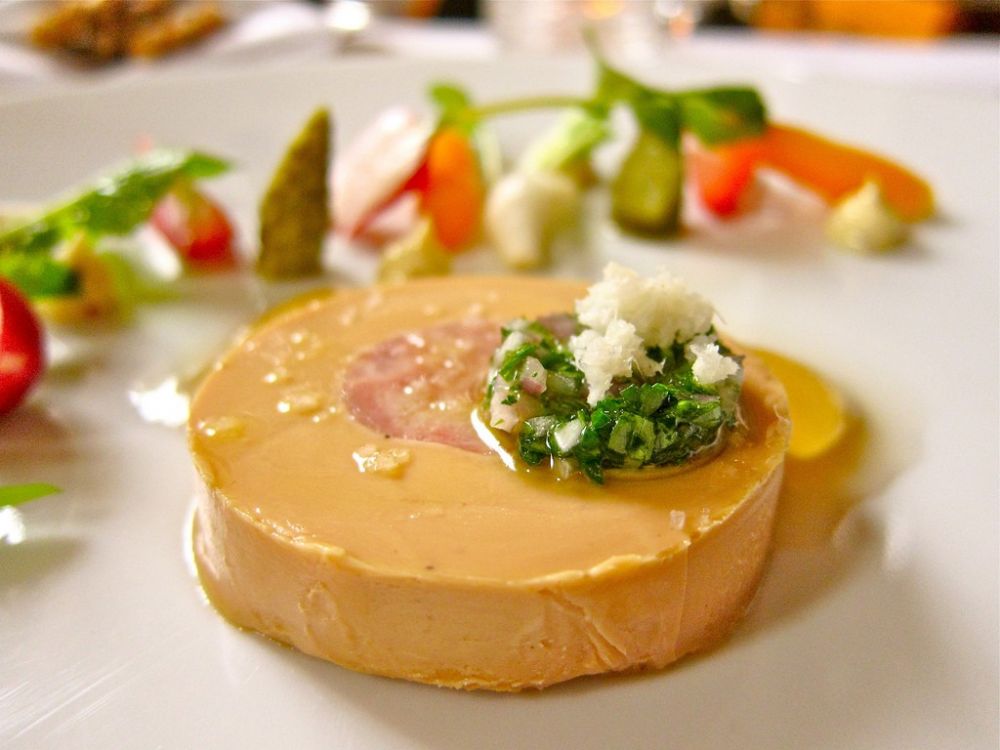 restaurant-serving-of-foie-gras--djjewelz-1024x768