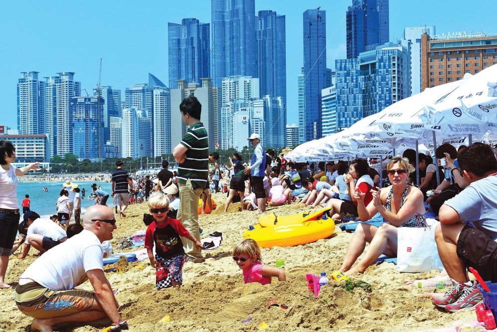 3820513201200077k Haeundae Beach