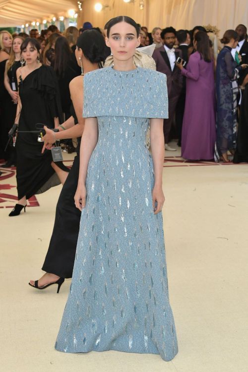 hbz-met-gala-rooney-mara-1525744532