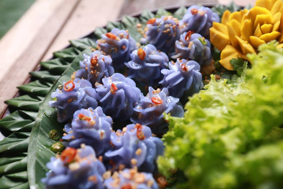1. Chor Muang - Steamed Purple Flower-shaped Salmon Dumplings
