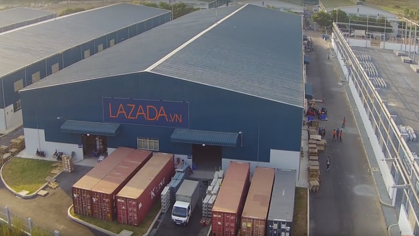 Kho hang Laz tong quan