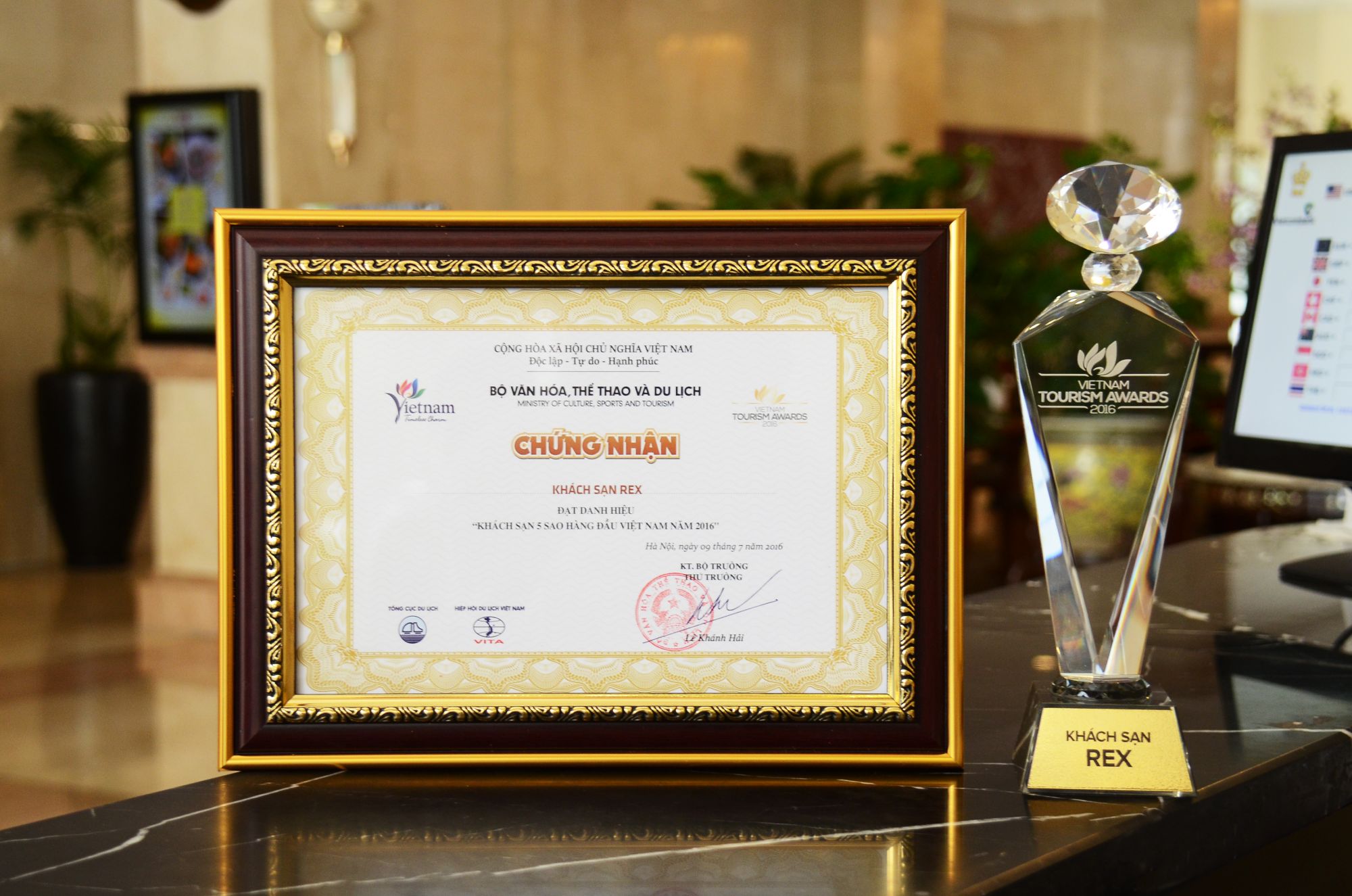 hinh 1 Rex Topten Hotels 2016