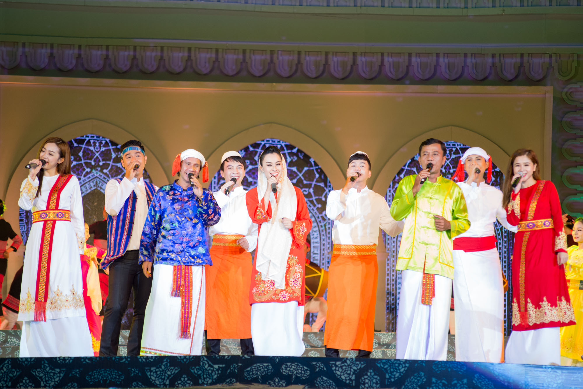 nhom mat ngoc - nhom lac viet - cham an giang 2016