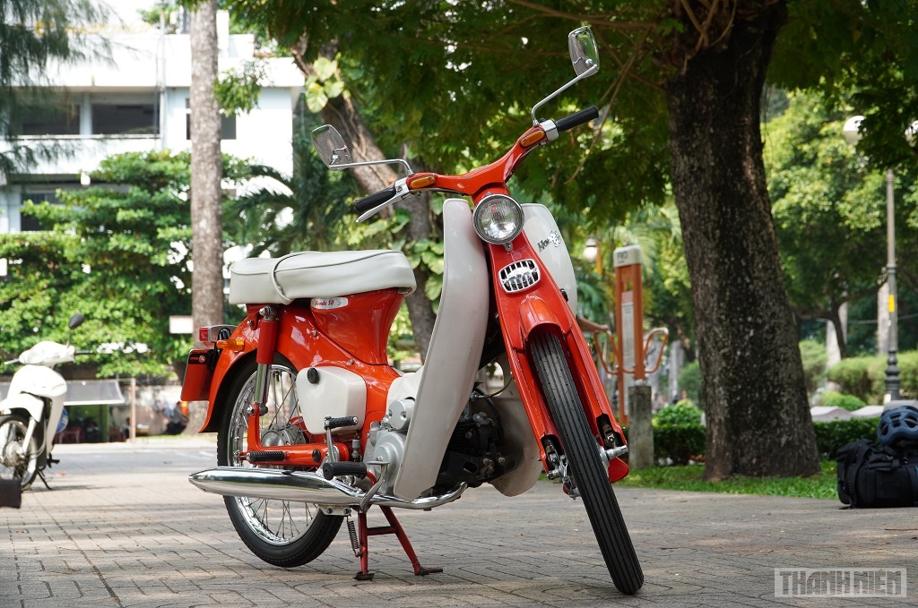 Giá xe Honda Cub C100 cổ 62 năm tuổi chưa đổ xăng 600 triệu đồng