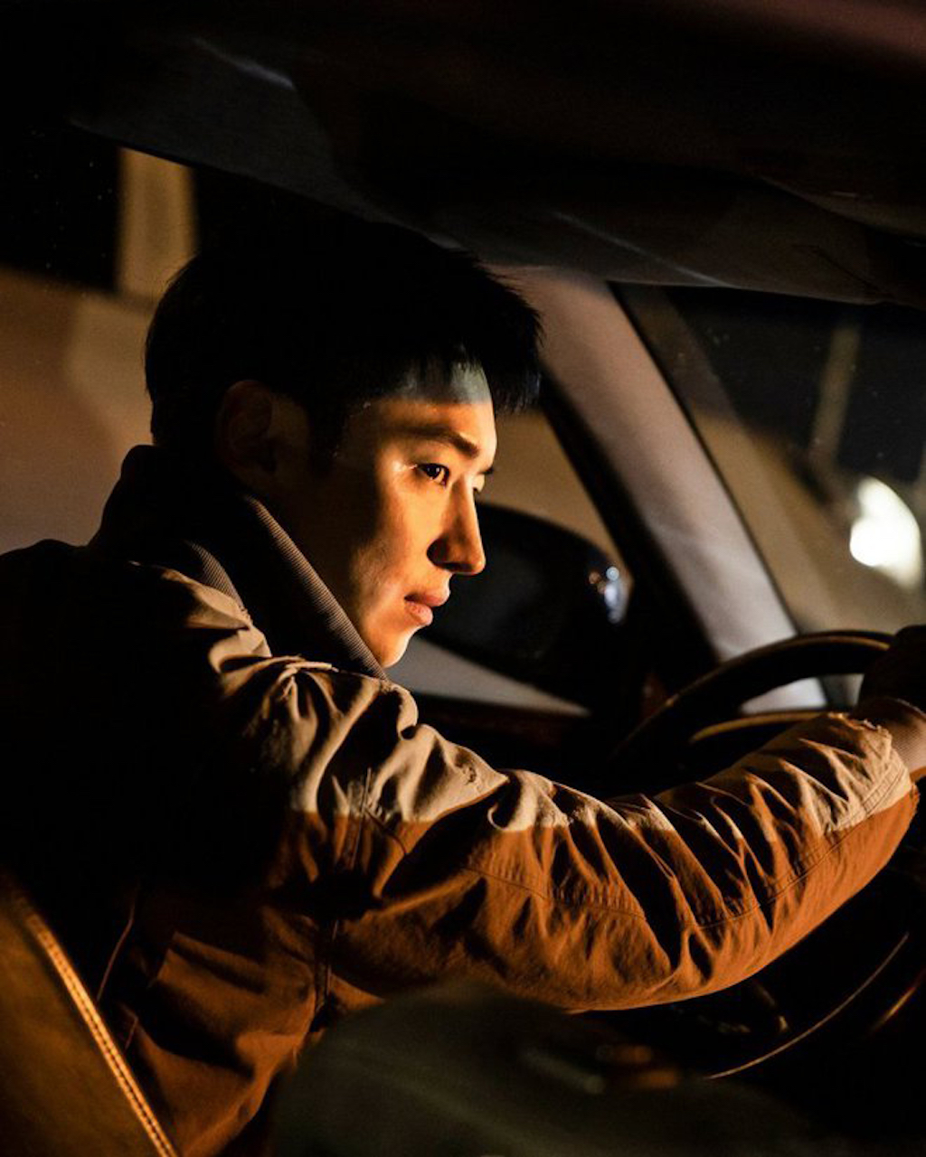 Nhà sản xuất 'Taxi Driver' yêu cầu gỡ hình ảnh Lee Je Hoon tại Đà Nẵng