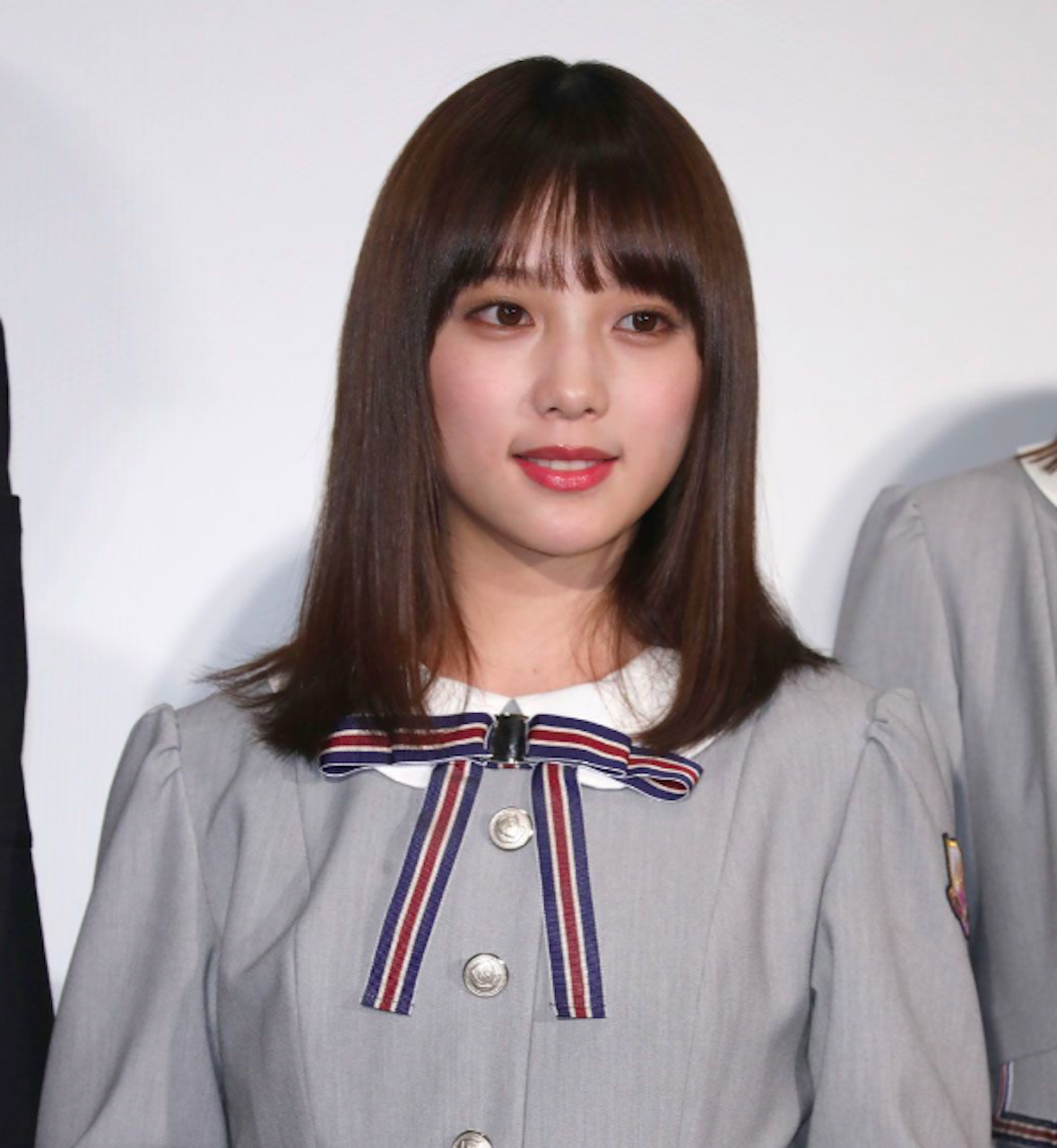 Nữ ca sĩ Nhật Bản bị tố cặp kè đàn ông đã có vợ
