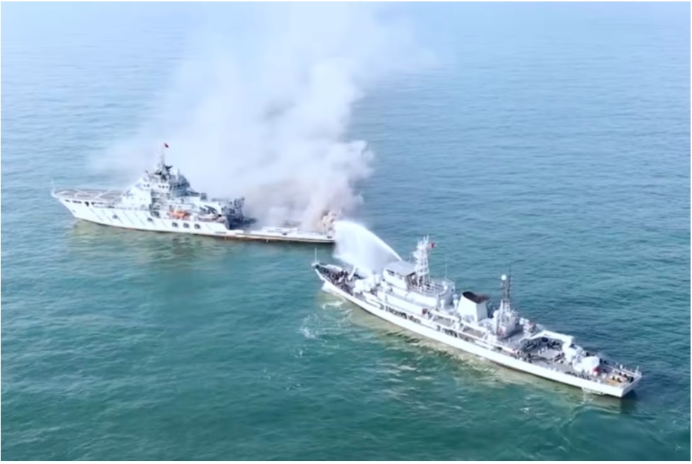 Trung Quốc Tập Trận Ở Biển Đông