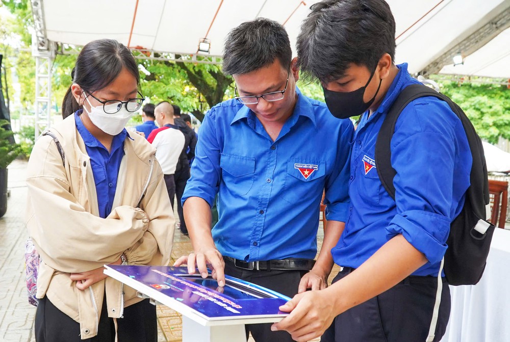 Quảng Nam x&oacute;a 'điểm nghẹn' để chuyển đổi số bứt ph&aacute;- Ảnh 8.