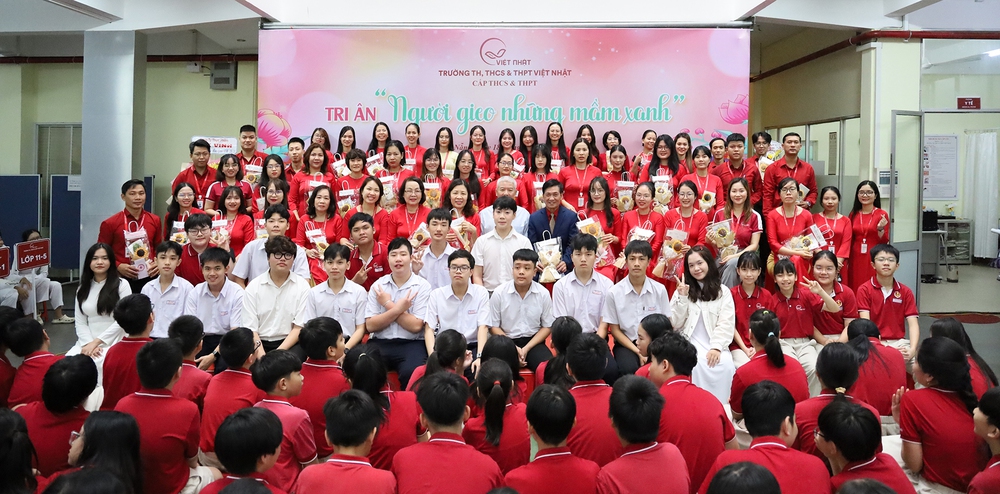 Đừng chỉ đ&aacute;nh gi&aacute; học sinh qua điểm số: Gi&aacute;o dục to&agrave;n diện tại Việt Nhật - Ảnh 17.