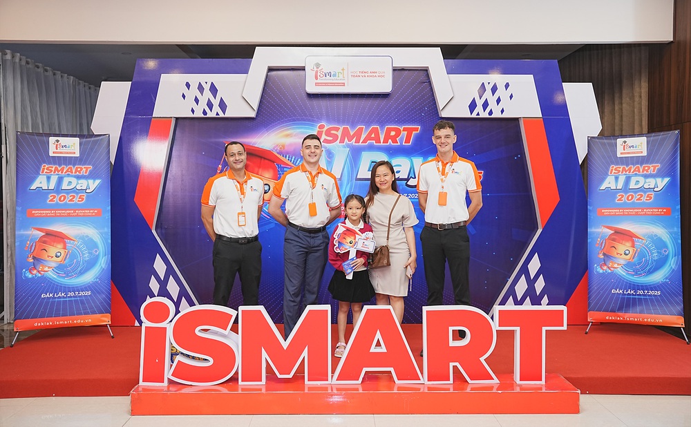 Từ công nghệ đến AI iSMART Education biến lớp học thành trải nghiệm học tiếng Anh mới mẻ - Ảnh 14. Từ công nghệ đến AI iSMART Education biến lớp học thành trải nghiệm học tiếng Anh mới mẻ - Ảnh 14.