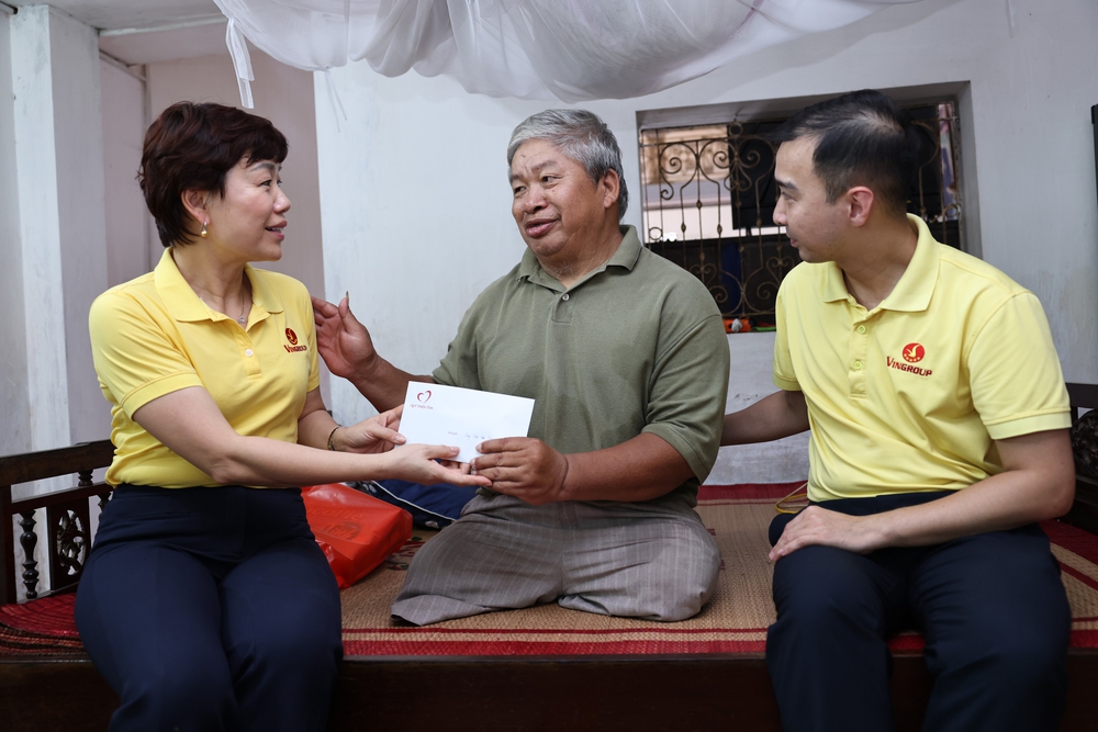 Doanh nhân Phạm Nhật Vượng: Liên tục mở rộng vòng tròn phụng sự - Ảnh 26.