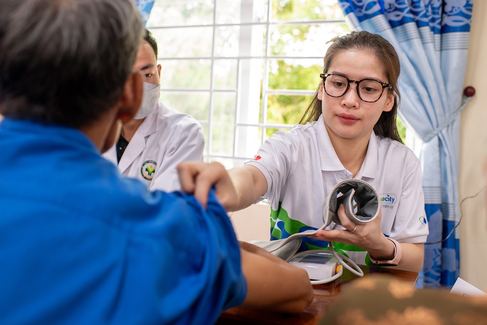 Pharmacity đồng hành hỗ trợ người bệnh mạn tính chủ động chăm sóc sức khỏe - Ảnh 7.