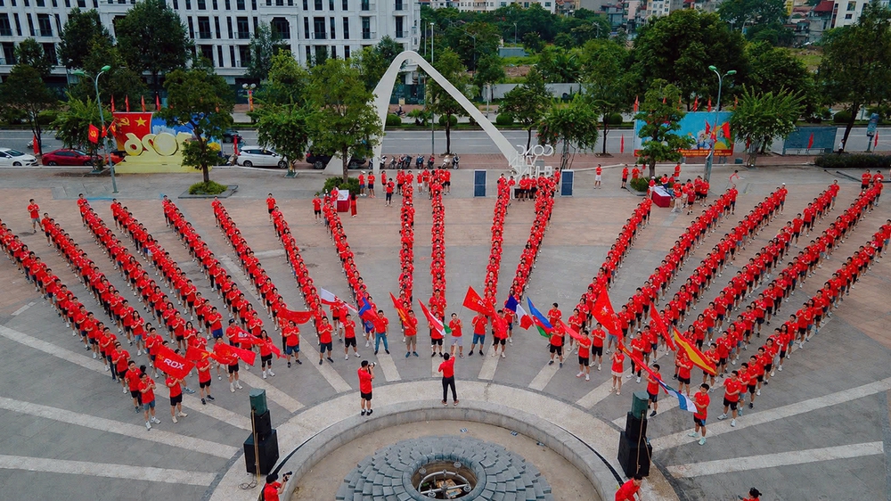 ROX Group 30 năm kiến tạo: Nội lực tạo n&ecirc;n h&agrave;nh tr&igrave;nh vươn xa - Ảnh 9.