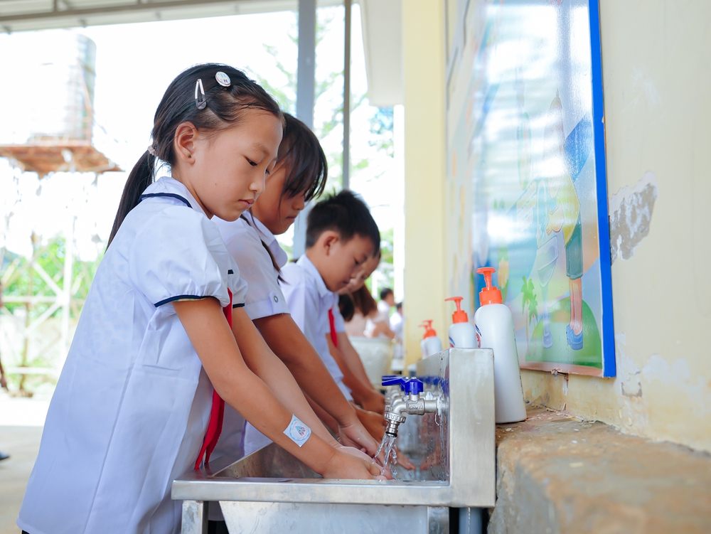 Nước sạch cho em: Khi sự đồng h&agrave;nh bắt nguồn từ điều cơ bản nơi trường học - Ảnh 18.