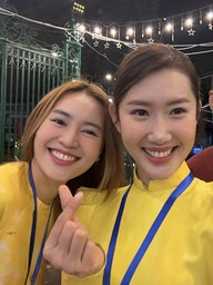 Thúy Ngân, Lan Ngọc có mặt từ 3 giờ sáng để tổng duyệt diễu binh, diễu hành