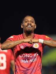 Cao Pendant Quang Vinh: 'Tôi muốn dự World Cup cùng đội tuyển Việt Nam'
