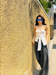 Ở tuổi U.50, Ha Ji Won 'khác lạ' khi diện trang phục táo bạo