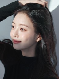 Mỹ nhân Lee Se Hee nói về tin đồn thuộc dòng dõi hoàng tộc Việt Nam