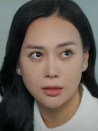 Phim chưa chiếu, Phương Oanh đã bị 'ném đá'