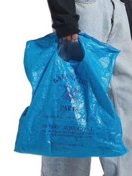 Túi nylon nhàu nhĩ của Balenciaga giá hơn 25 triệu đồng