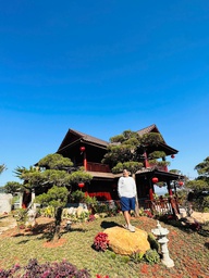 Biệt phủ rộng 10.000 m2 của nghệ sĩ Hoàng Mập