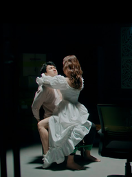 Vì sao vai diễn của Lan Phương chưa lên sóng đã 'gây sốc'?