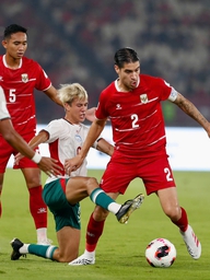 HLV Bangladesh ‘uất ức’ vì trọng tài ‘thò tay’ đưa Indonesia vào chung kết, FIFA ASEAN Cup quá mất giá