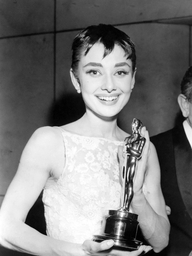 Cuộc đời minh tinh Audrey Hepburn thay đổi hoàn toàn sau khi đóng bộ phim này