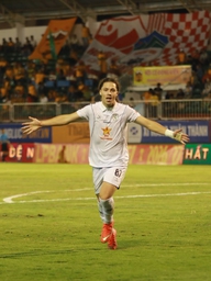 Việt kiều cực mới đang rực sáng ở V-League, HLV Kim Sang-sik gọi lên đội tuyển gấp?
