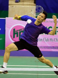 Nguyễn Tiến Minh 'khóc ròng' với sự cố bất ngờ ở giải cầu lông quốc tế Singapore