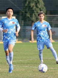 Tiền đạo Việt kiều Croatia Antonio Moric bất ngờ được ‘biệt phái’ từ U.19 sang U.23 Việt Nam, tại sao?