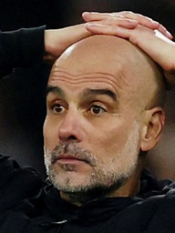 Bảng xếp hạng Ngoại hạng Anh mới nhất: Arsenal bỏ xa Man City, M.U bị đánh bại