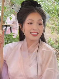 ‘Cô Long' ở Đà Lạt gây xôn xao mạng xã hội là ai?