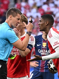 Trọng tài trận chung kết Champions League gây tranh cãi dữ dội, báo châu Âu dậy sóng