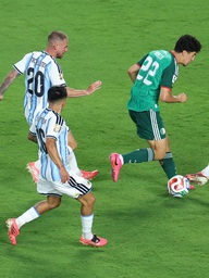 Cầu thủ gốc Việt vẫn gây ấn tượng sau trận thua Argentina, nói điều đặc biệt về Messi