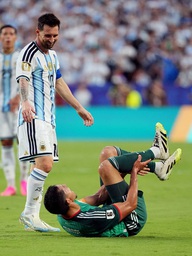 Liên đoàn Bóng đá Algeria nhắc tên Messi, bất ngờ gửi đơn kiện lên FIFA sau trận thua Argentina