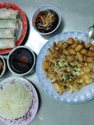 Quán bột chiên lâu đời ở Sài Gòn ngừng bán, khách bùi ngùi chia tay
