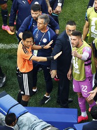 FIFA tức tốc điều chỉnh VAR sau hàng loạt tranh cãi, ứng dụng luôn trận Pháp thắng Ma Rốc