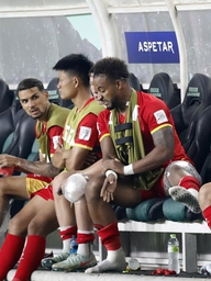 Khổ như Xuân Son: Đã chấn thương còn phải đi thử doping cùng Hoàng Đức